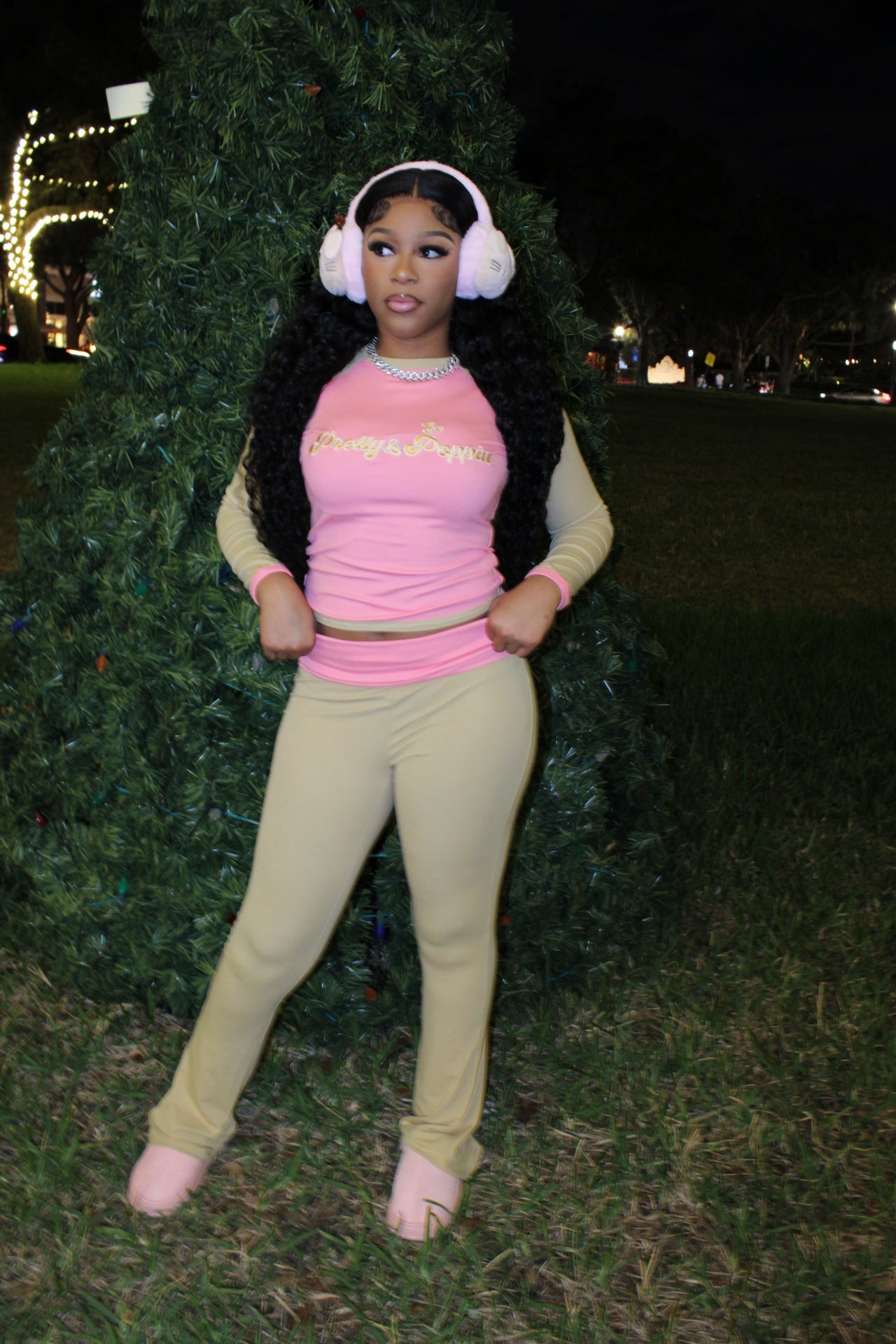 Pink snickerdoodle loungewear set🩷🤎ON SALE DUE TO POSSIBLE RIPPING
